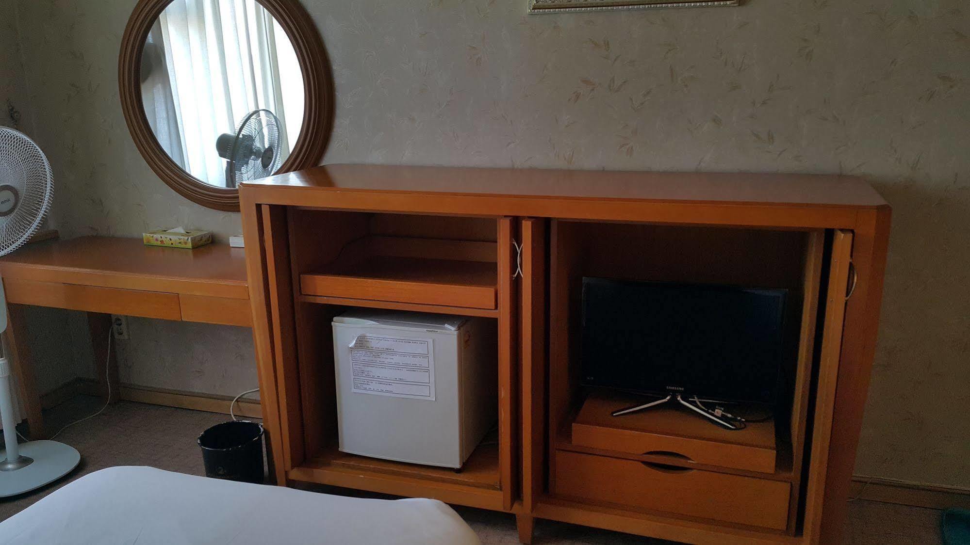 Jeju Royal Hotel מראה חיצוני תמונה